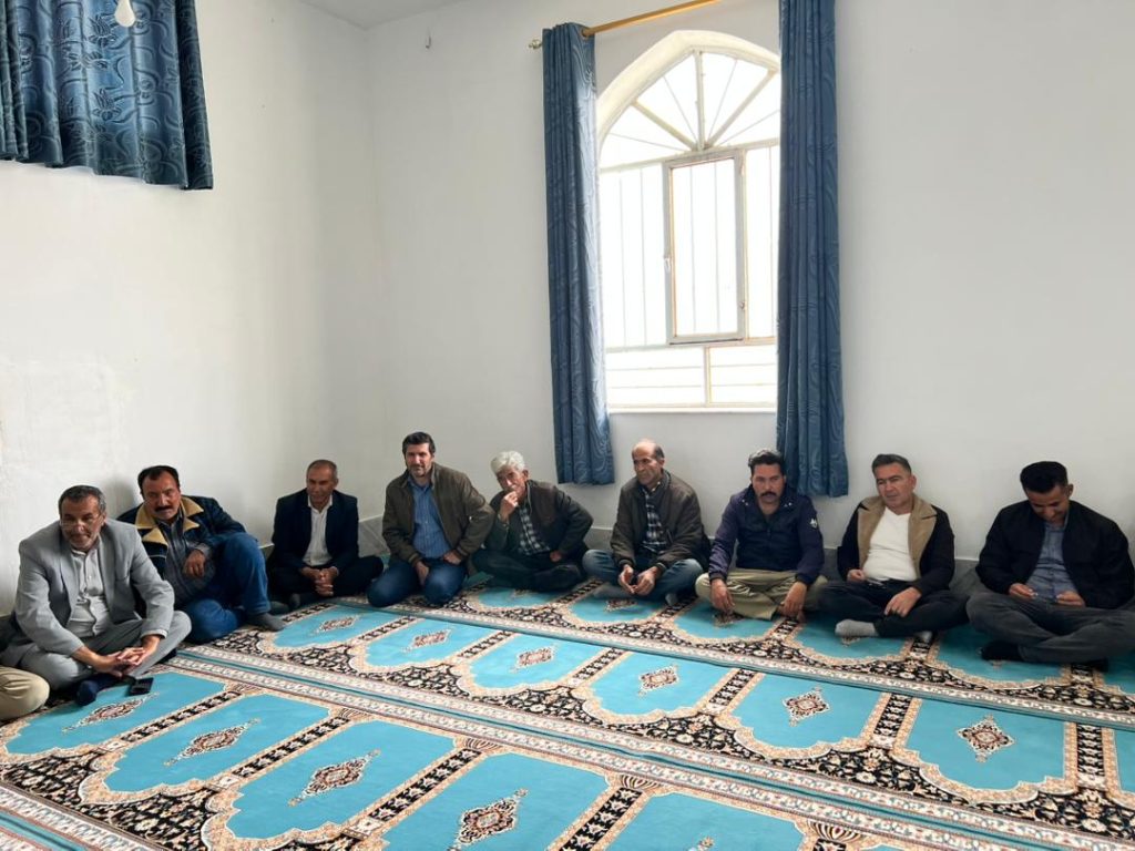 14031119 Jooyom KhordehDareh 03 بازدید میدانی علاءالدین بروجردی از شهرستان جویم | روستای خرده دره بازدید میدانی علاءالدین بروجردی از شهرستان جویم | روستای خرده دره