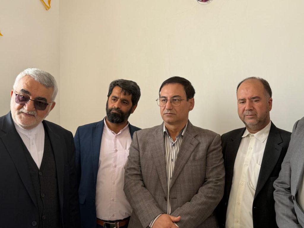14031120 Jooyom School 08 بازدید میدانی علاءالدین بروجردی از شهرستان جویم | روز دوم بازدید میدانی علاءالدین بروجردی از شهرستان جویم | روز دوم
