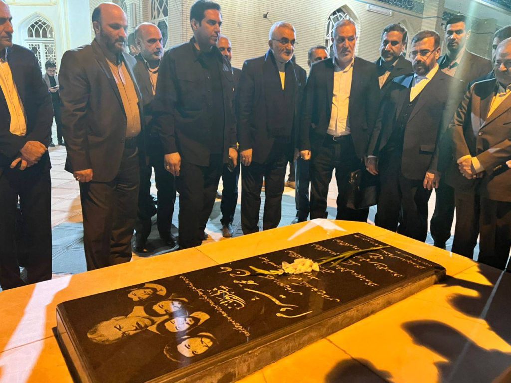 IMG 20250205 WA0023 سفر وزیر آموزش و پرورش همراه با علاءالدین بروجردی به لارستان بزرگ | روز اول سفر وزیر آموزش و پرورش همراه با علاءالدین بروجردی به لارستان بزرگ | روز اول