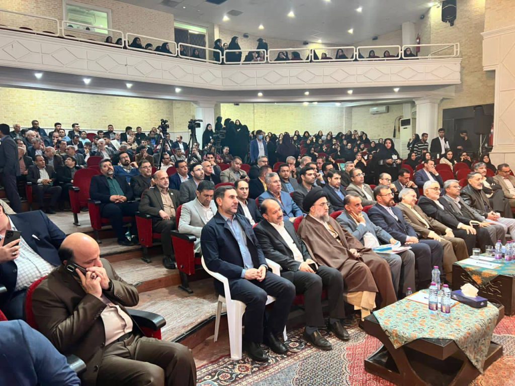 IMG 20250205 WA0096 سفر وزیر آموزش و پرورش همراه با علاءالدین بروجردی به لارستان بزرگ | روز اول سفر وزیر آموزش و پرورش همراه با علاءالدین بروجردی به لارستان بزرگ | روز اول