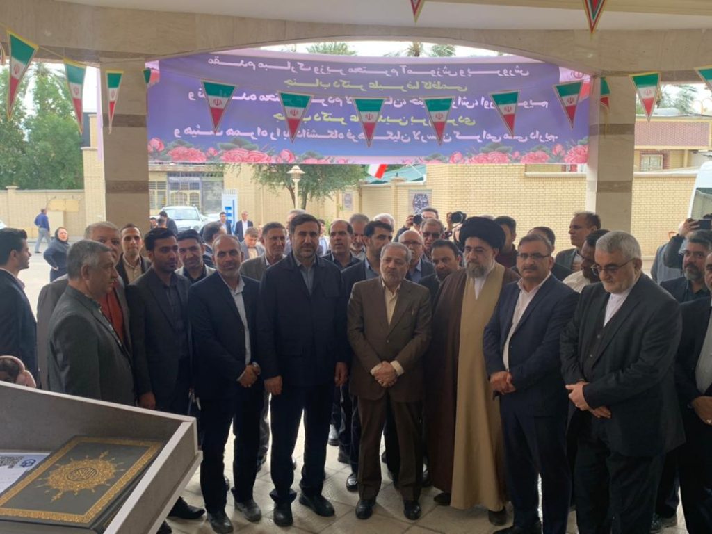 WhatsApp Image 2025 02 06 at 13.11.00 305efb1b سفر وزیر آموزش و پرورش همراه با علاءالدین بروجردی به لارستان بزرگ | روز دوم سفر وزیر آموزش و پرورش همراه با علاءالدین بروجردی به لارستان بزرگ | روز دوم