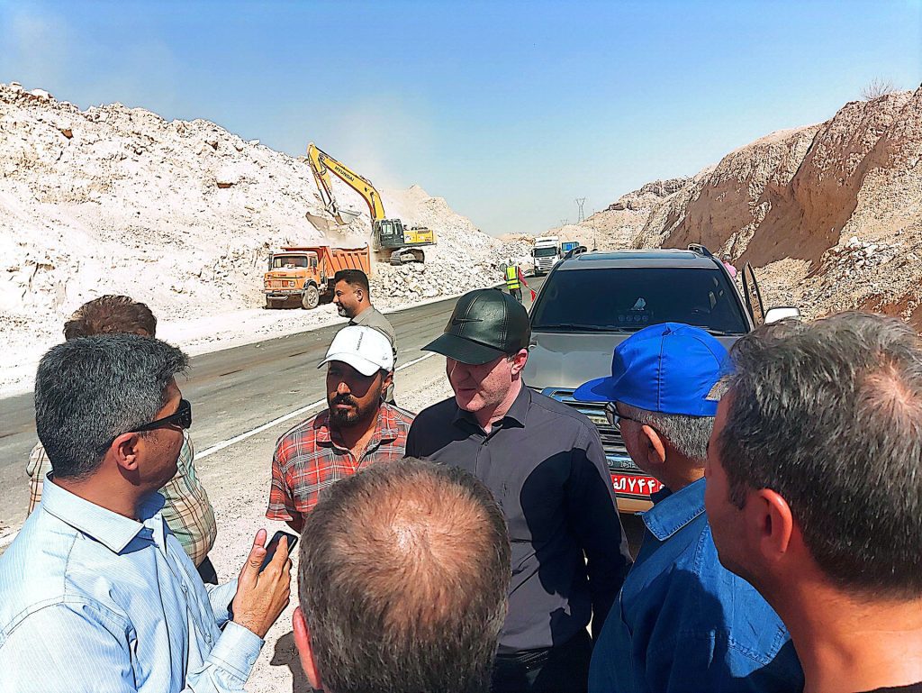 14030313 GardanehBeriz 07 پیگیری میدانی مصوبات سفر معاونان وزیر راه توسط علاءالدین بروجردی پیگیری میدانی مصوبات سفر معاونان وزیر راه توسط علاءالدین بروجردی