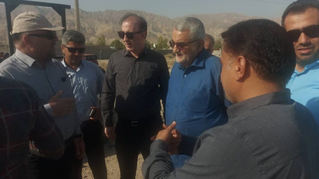 14040313 Lar Bandarabbas 03 پیگیری میدانی مصوبات سفر معاونان وزیر راه توسط علاءالدین بروجردی پیگیری میدانی مصوبات سفر معاونان وزیر راه توسط علاءالدین بروجردی