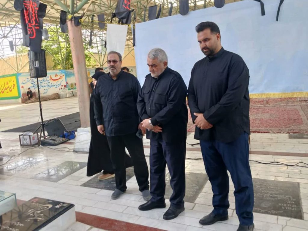 14040414 GolzarBoroujerd حضور بروجردی در مراسمهای تاسوعا و عاشورا 1404 شهر بروجرد حضور بروجردی در گلزار شهدای شهرستان بروجرد