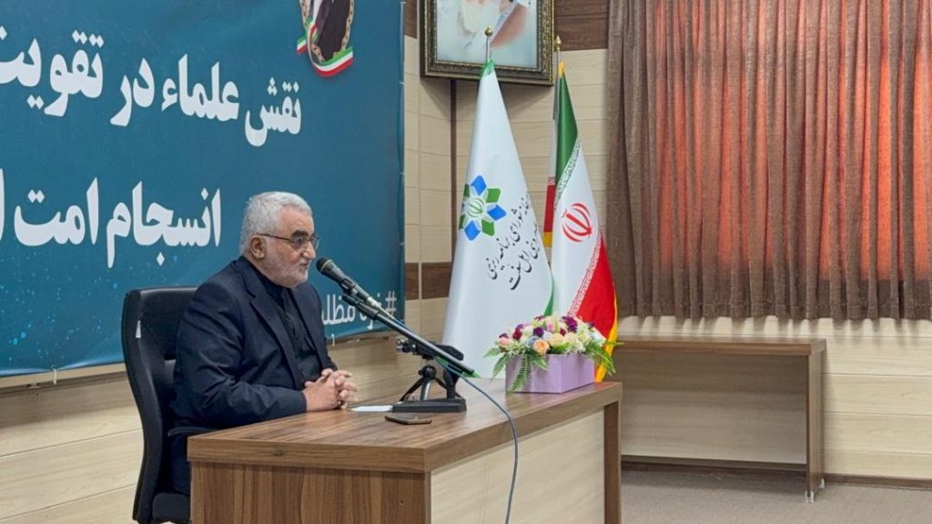 14040520 DidarOlama 17 سخنرانی بروجردی در جمع علماء اهل سنت جنوب فارس با موضوع نقش علماء در تقویت اتحاد ملی و انسجام امت اسلامی سخنرانی بروجردی در جمع علماء اهل سنت جنوب فارس با موضوع نقش علماء در تقویت اتحاد ملی و انسجام امت اسلامی