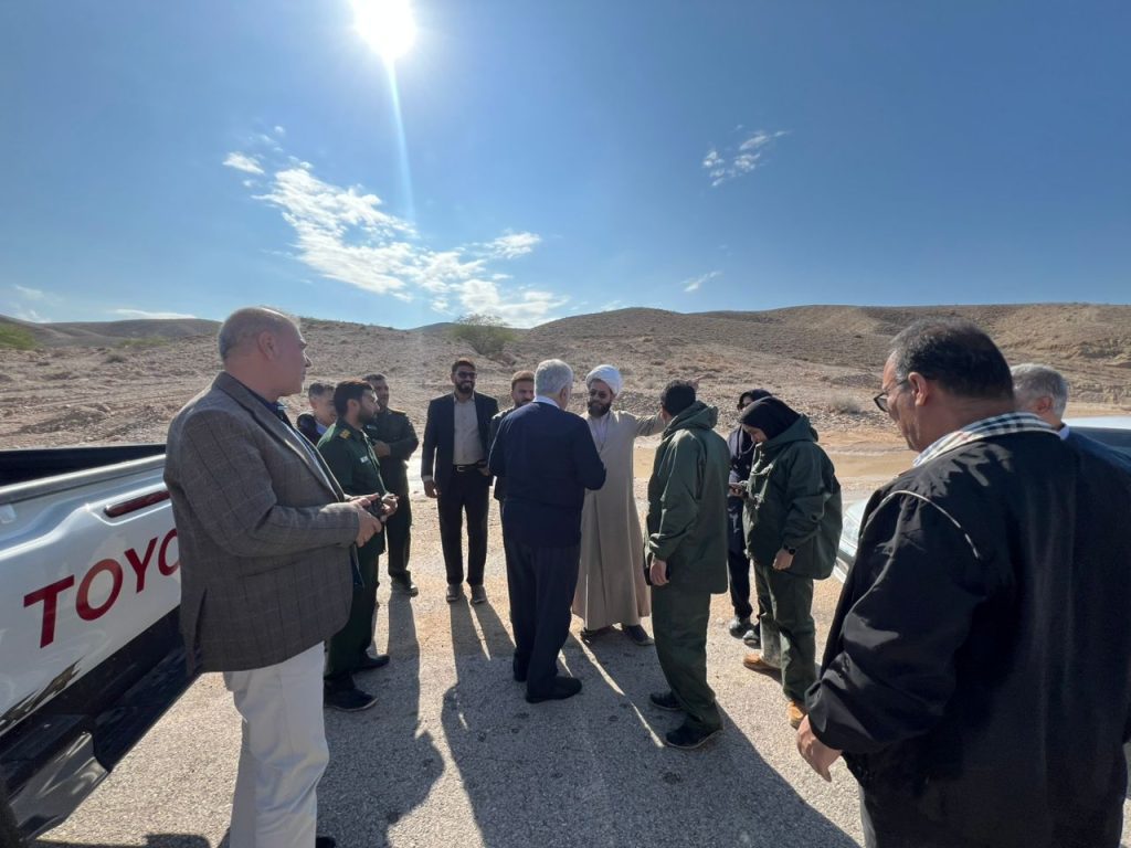 14040926 BeyramSeyl 01Voroud 01 بازدید فوری بروجردی از مناطق سیلزده بیرم و دستور تجهیز فوری هلالاحمر بازدید فوری بروجردی از مناطق سیلزده بیرم و دستور تجهیز فوری هلالاحمر