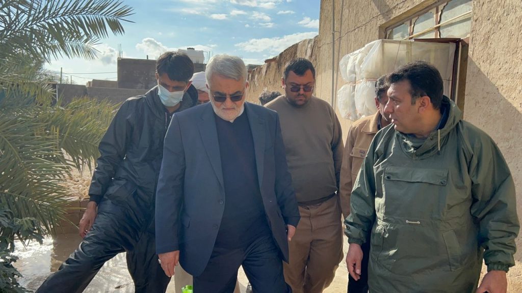 14040926 BeyramSeyl 04MAsib 01 بازدید فوری بروجردی از مناطق سیلزده بیرم و دستور تجهیز فوری هلالاحمر بازدید فوری بروجردی از مناطق سیلزده بیرم و دستور تجهیز فوری هلالاحمر