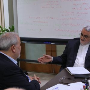 بروجردی پیگیر قطع مکرر برق در جنوب فارس؛ وزیر نیرو دستور کاهش خاموشی‌ها را صادر کرد