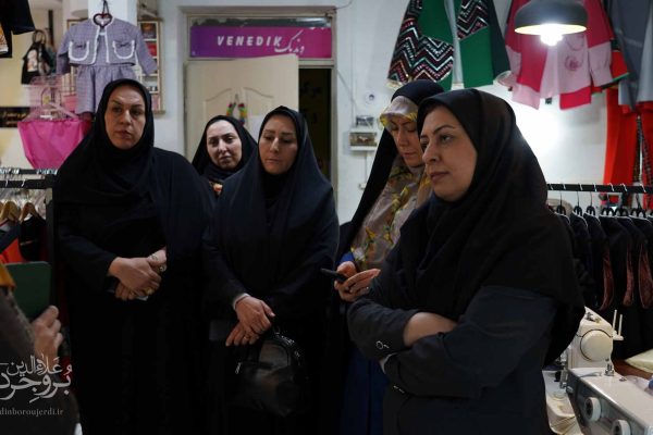 بازدید مشاورین امور بانوان پنج شهرستان از مجتمع تفریحی، ورزشی و آموزشی ویژه بانوان در منطقه ۵ تهران