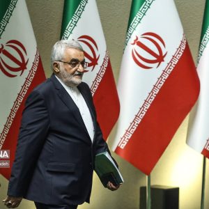 بروجردی: نظام دیوان‌سالاری مانع اصلی سرمایه‌گذاری تولیدی است