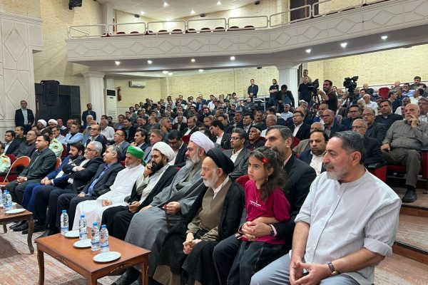 بروجردی در مراسم معارفه فرماندار جدید لارستان: وحدت ملی و مدیریت جهادی لازمه توسعه منطقه است