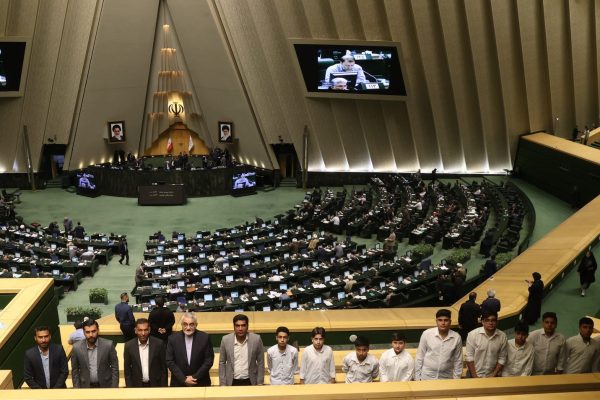 14040202-Majles-07-resize