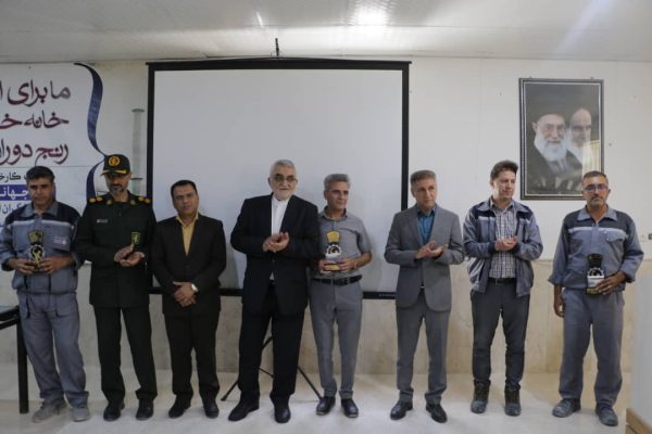 14040211-Siman-Kargar-01