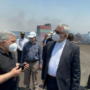 بروجردی از بندر شهید رجایی بازدید و خسارات حادثه را بررسی کرد