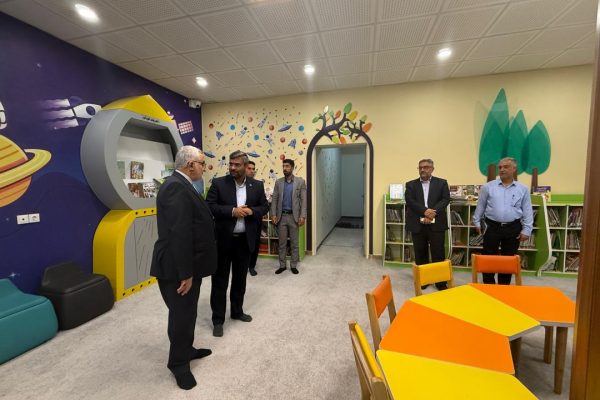 14040215-Ketabkhaneh-02