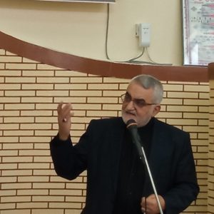 بروجردی در نمازجمعه اوز: اعتراض شدید به قطعی برق مناطق گرمسیر/تکمیل توانمندی‌های دفاعی اولویت ملی است