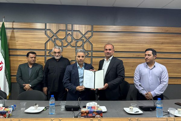 بروجردی در مراسم معارفه رییس جدید ورزش لارستان: توسعه زیرساختهای ورزشی اولویت اصلی ماست