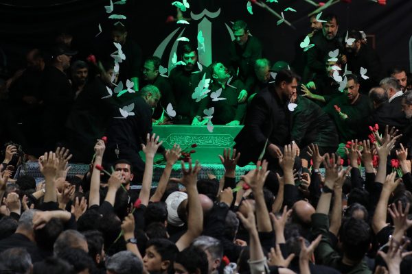 وداع با آقای شهید