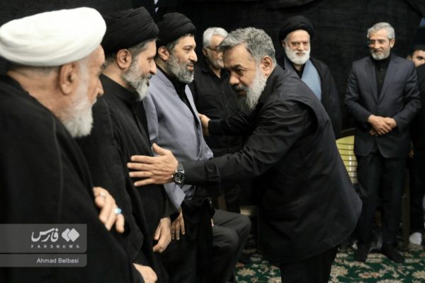14050425-ShahidKhamenei-Chizar-02