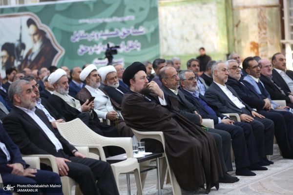 تجدید+میثاق+رئیس+و+جمعی+از+نمایندگان+مجلس+شورای+اسلامی+با+آرمان_های+امام+خمینی(س)-2 (6)